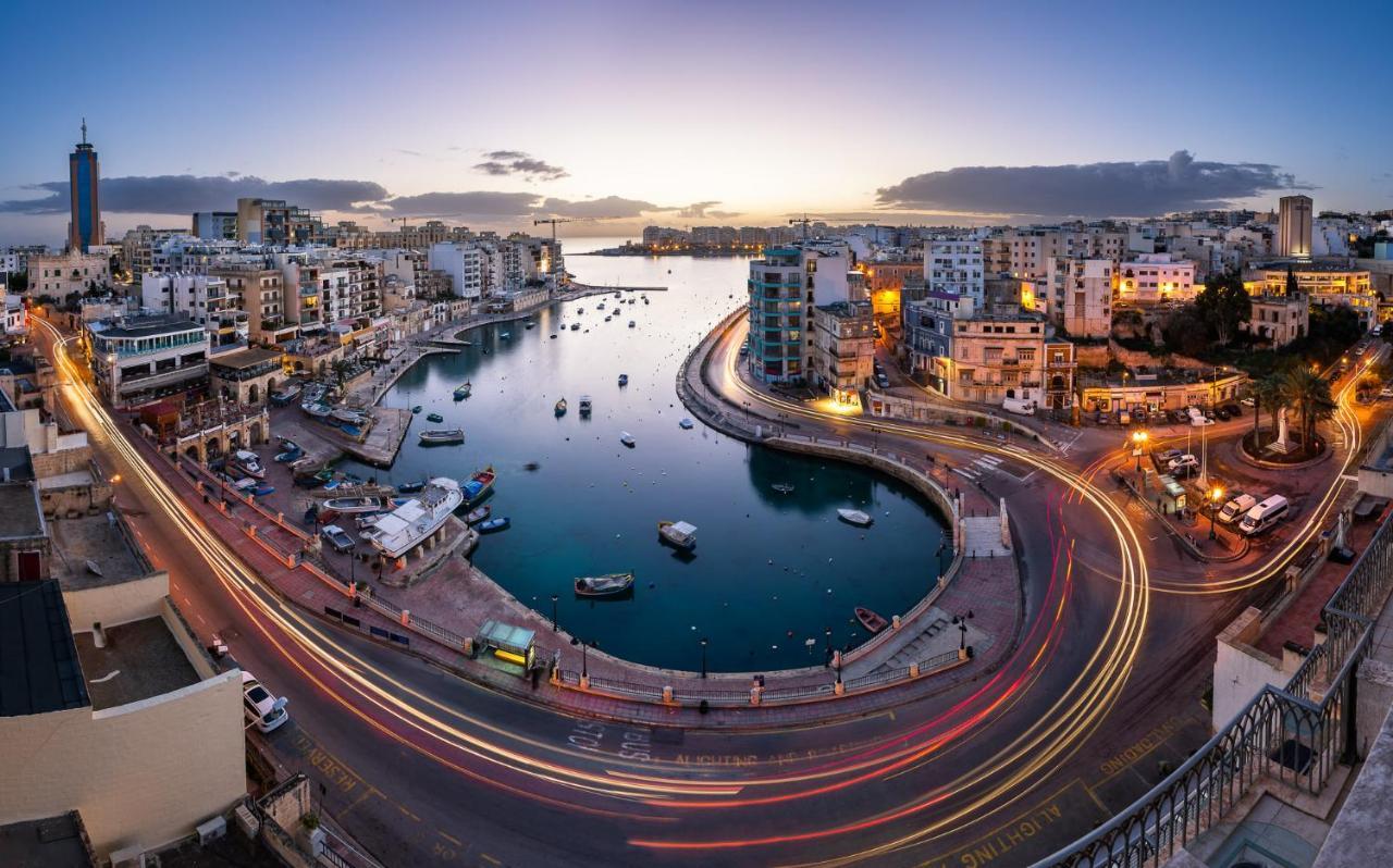 Ferienwohnung Chic 2Br Penthouse Steps From The Promenade Sliema Exterior foto